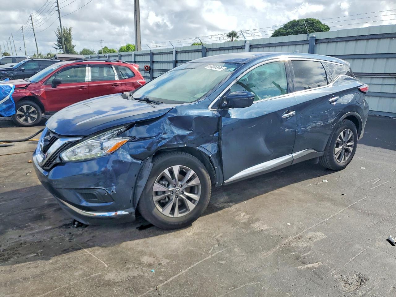 Salvage Nissan Murano Image