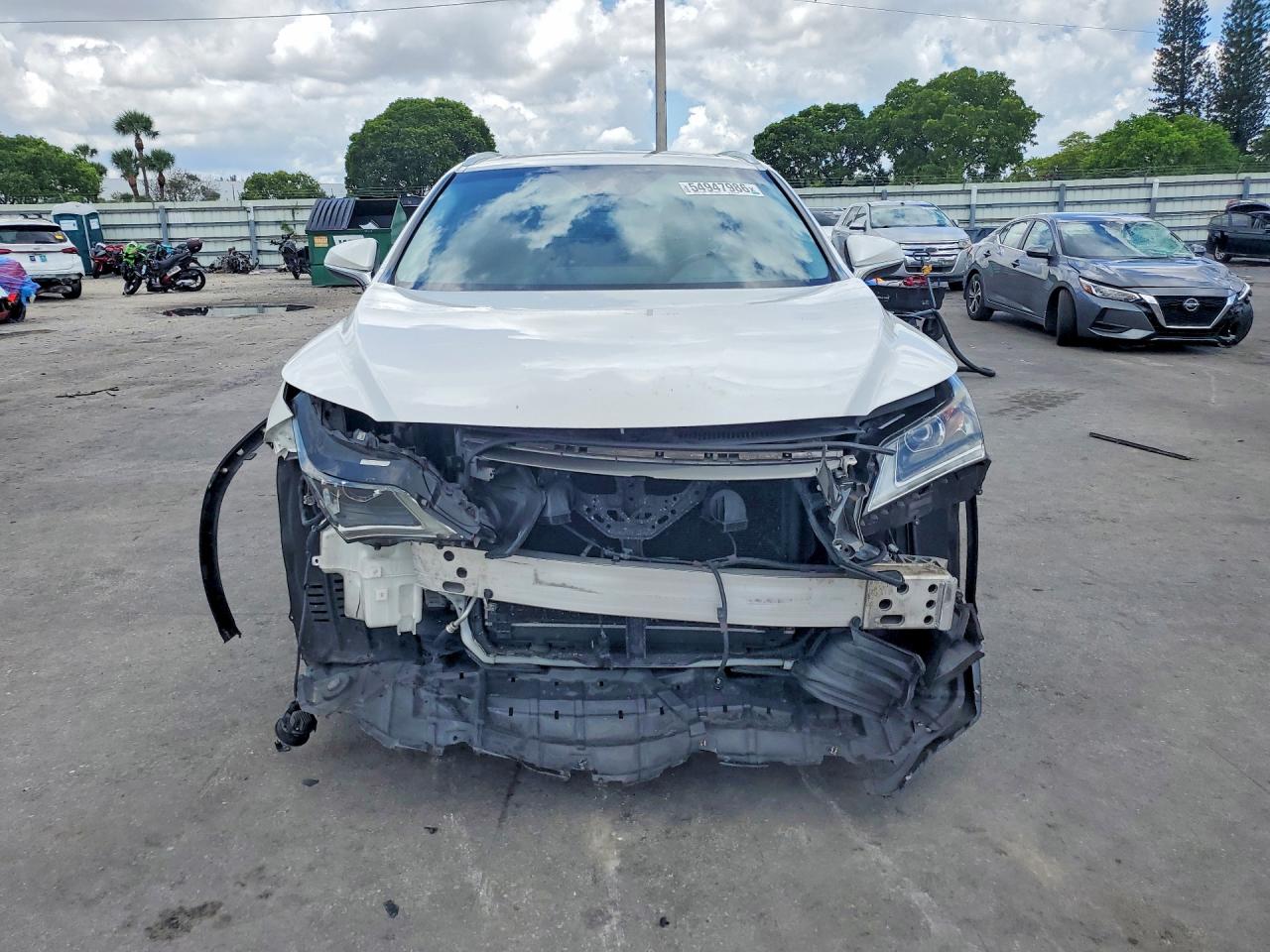 Lexus RX Base