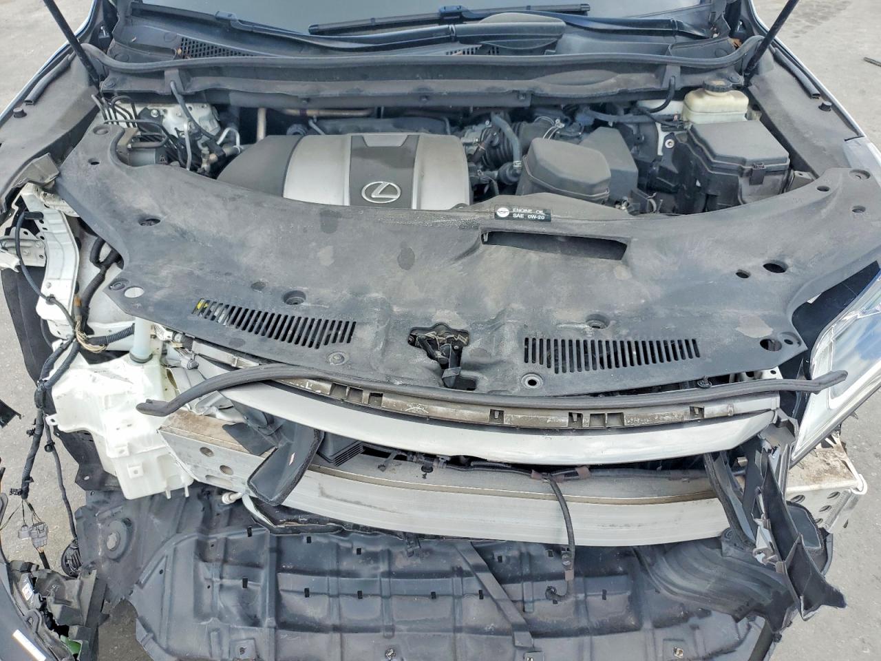 Lexus RX Base