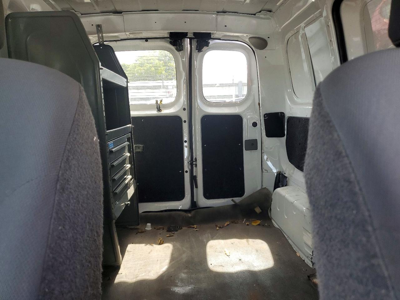 Nissan Nv S