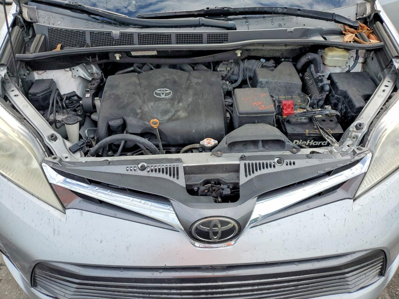 Toyota Sienna Xle 8-passenger