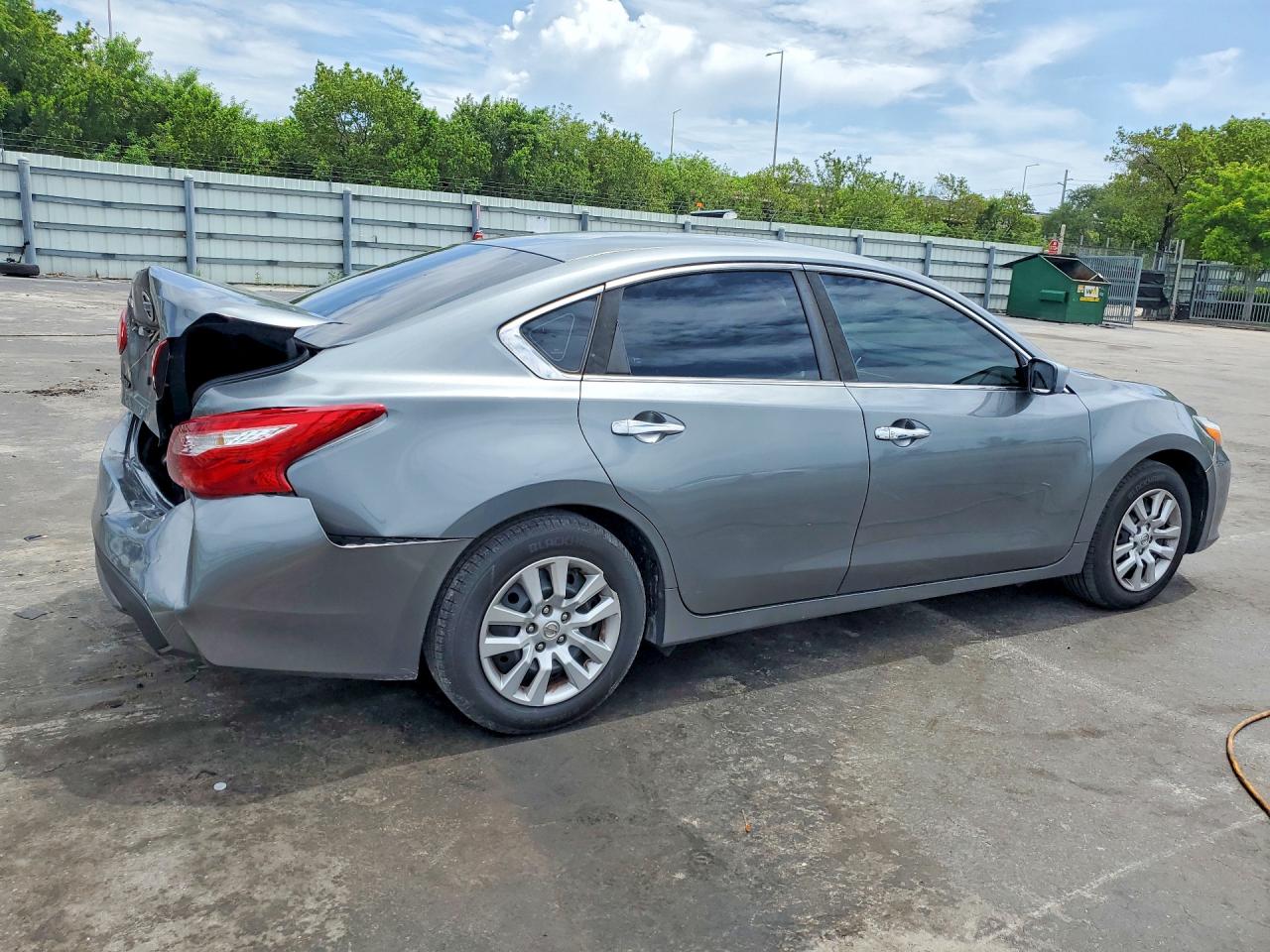 Nissan Altima 2.5 S