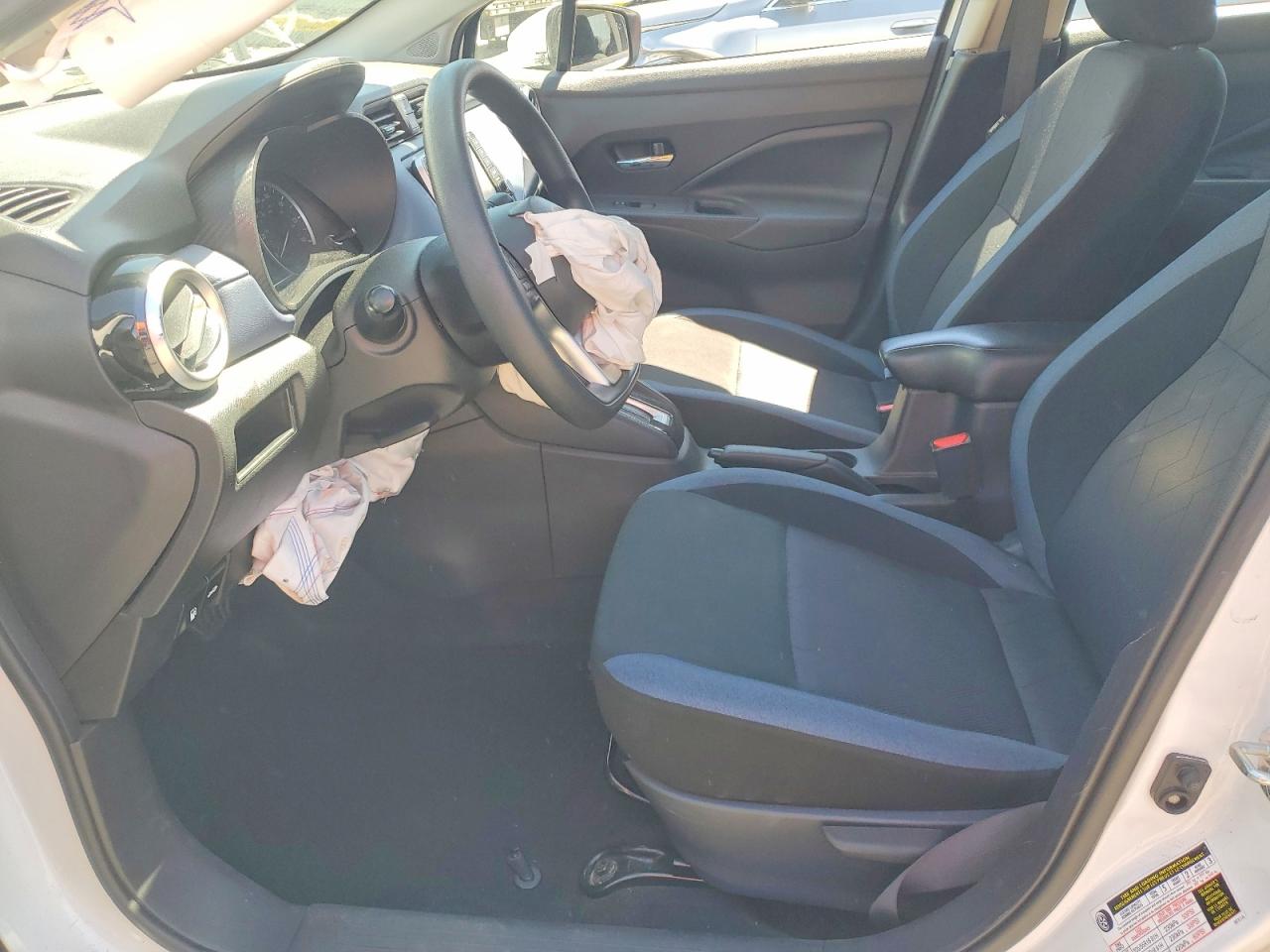 Nissan Versa Sv