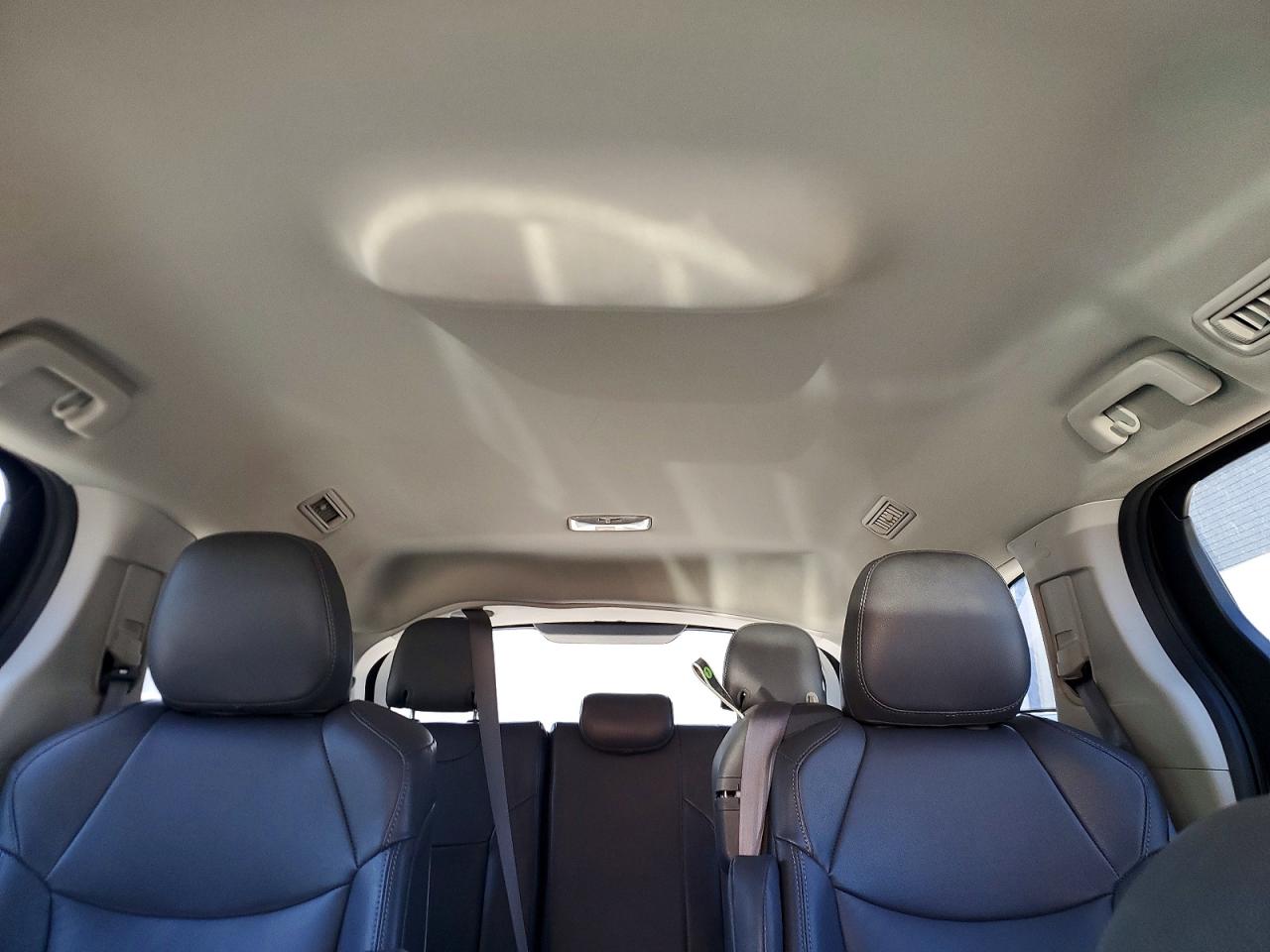 Toyota Sienna Le