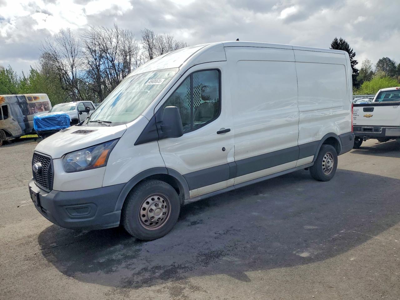 Salvage Ford Transit Image