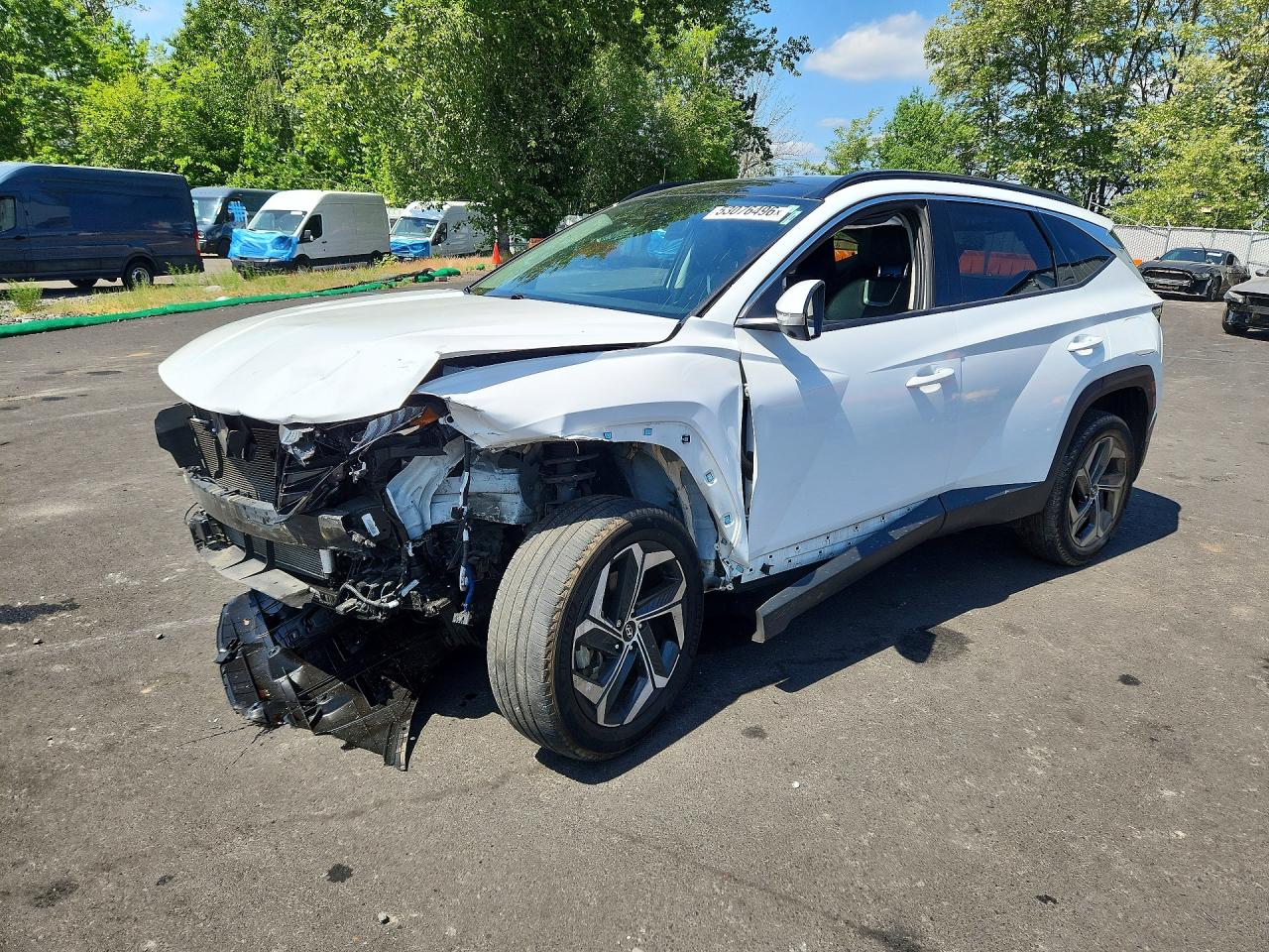 Salvage Hyundai TUCSON Image