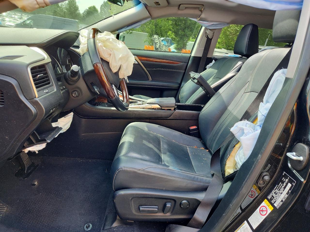 Lexus RX Base