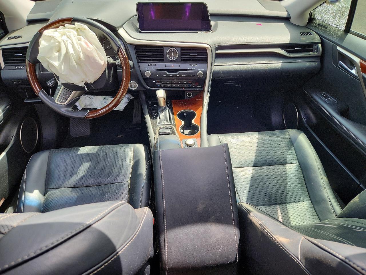 Lexus RX Base