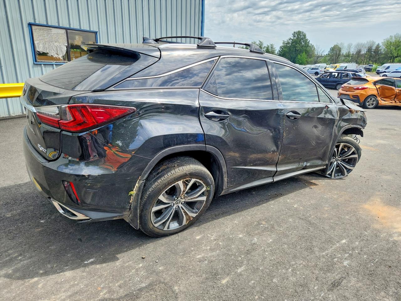 Lexus RX Base