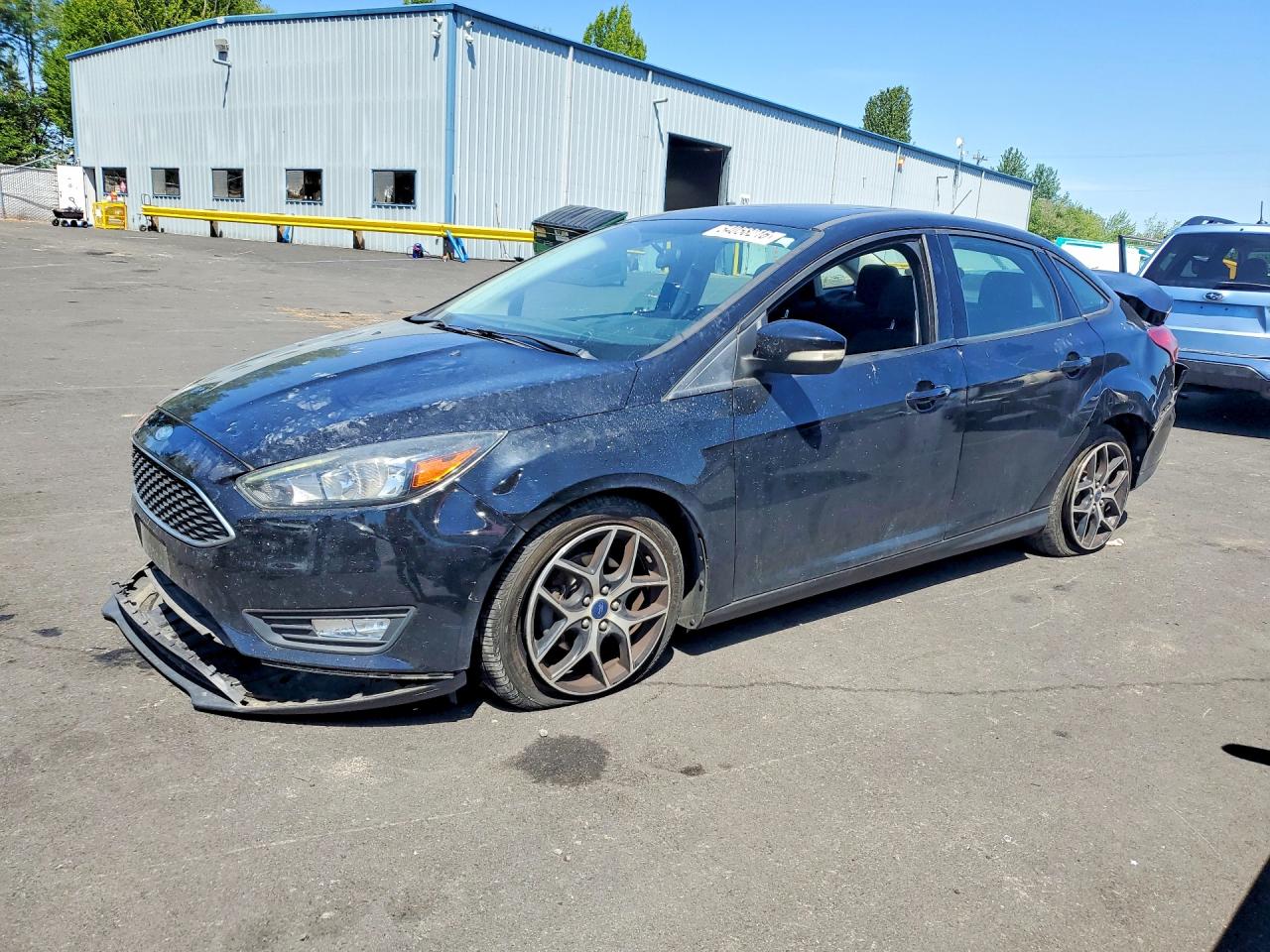 Salvage Ford Focus Image