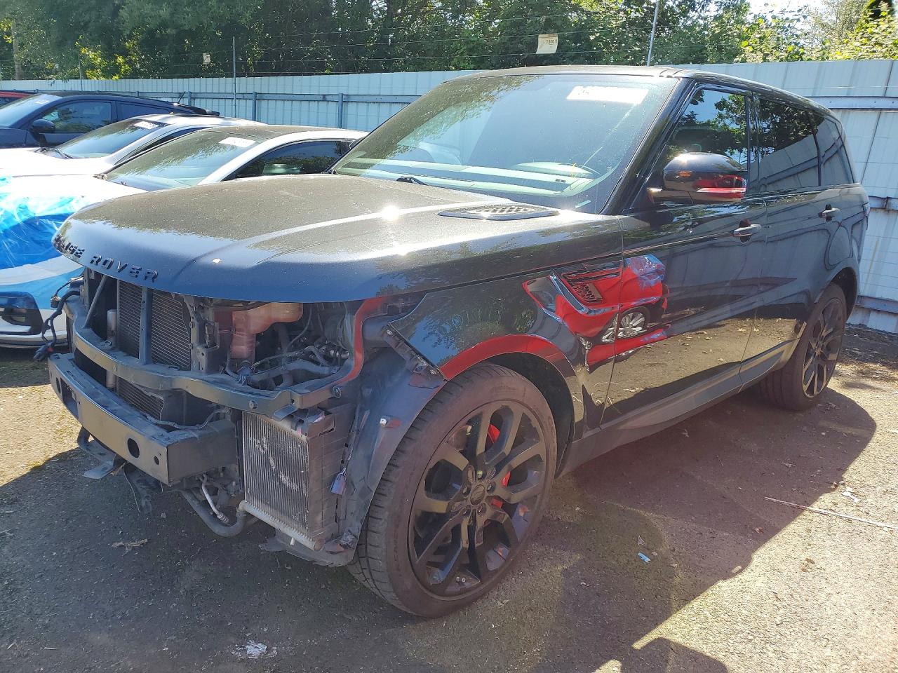 Salvage Land Rover Range Rover Image