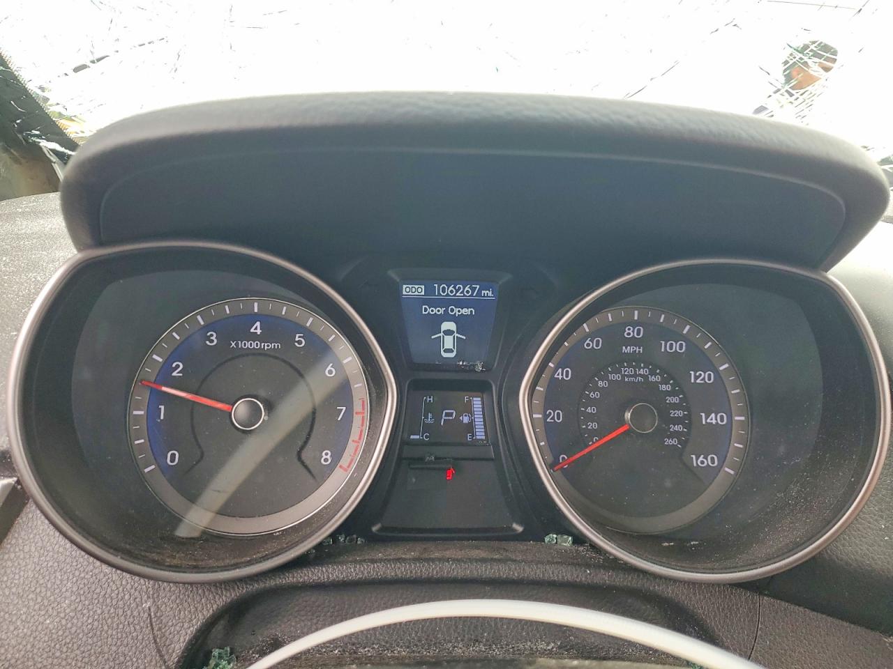 Hyundai ELANTRA Base