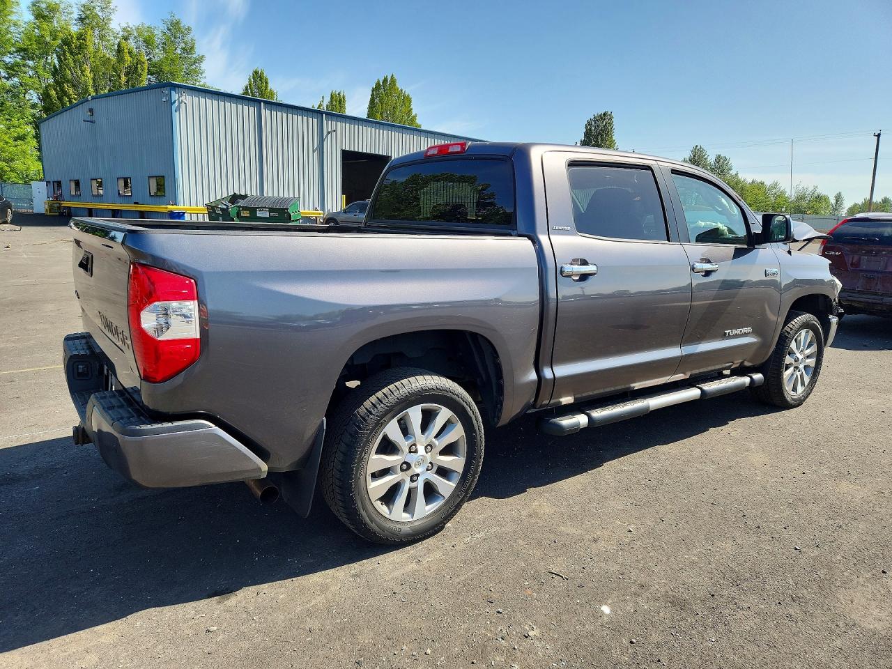 Toyota Tundra Crewmax Limited