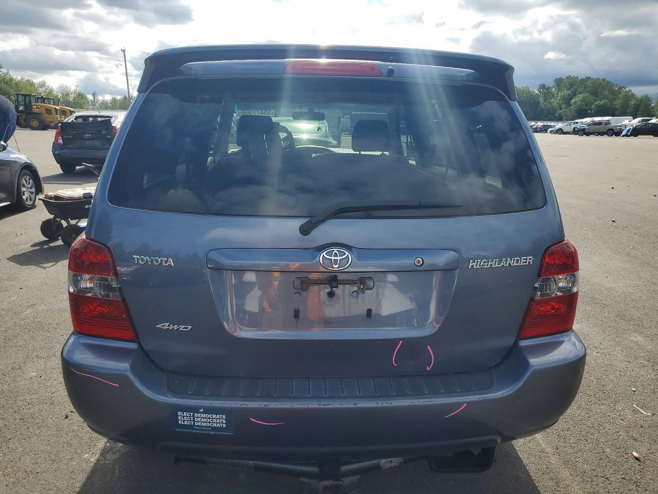 Toyota Highlander Base