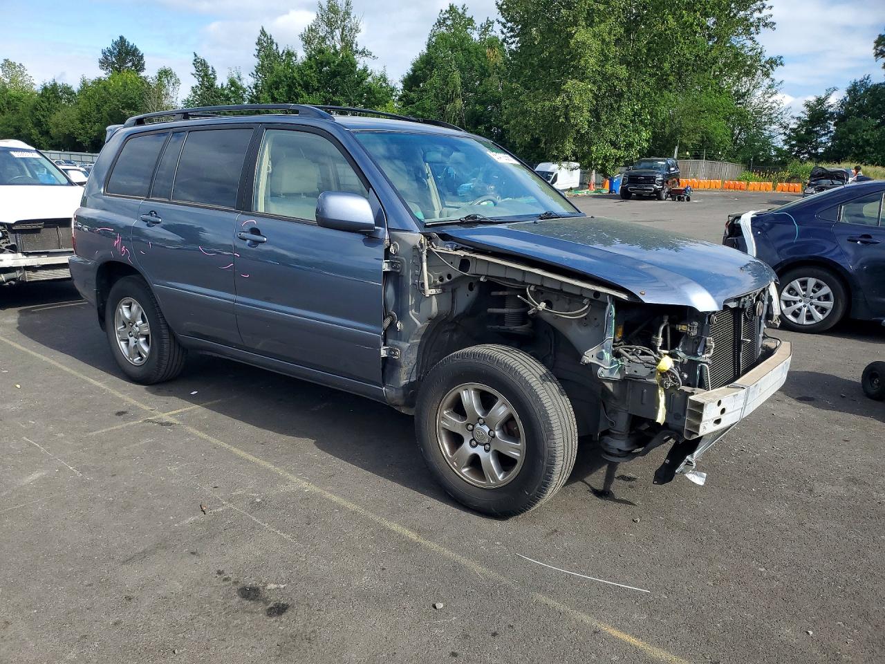 Toyota Highlander Base