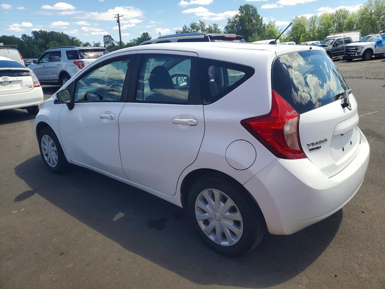 Nissan Versa S Plus