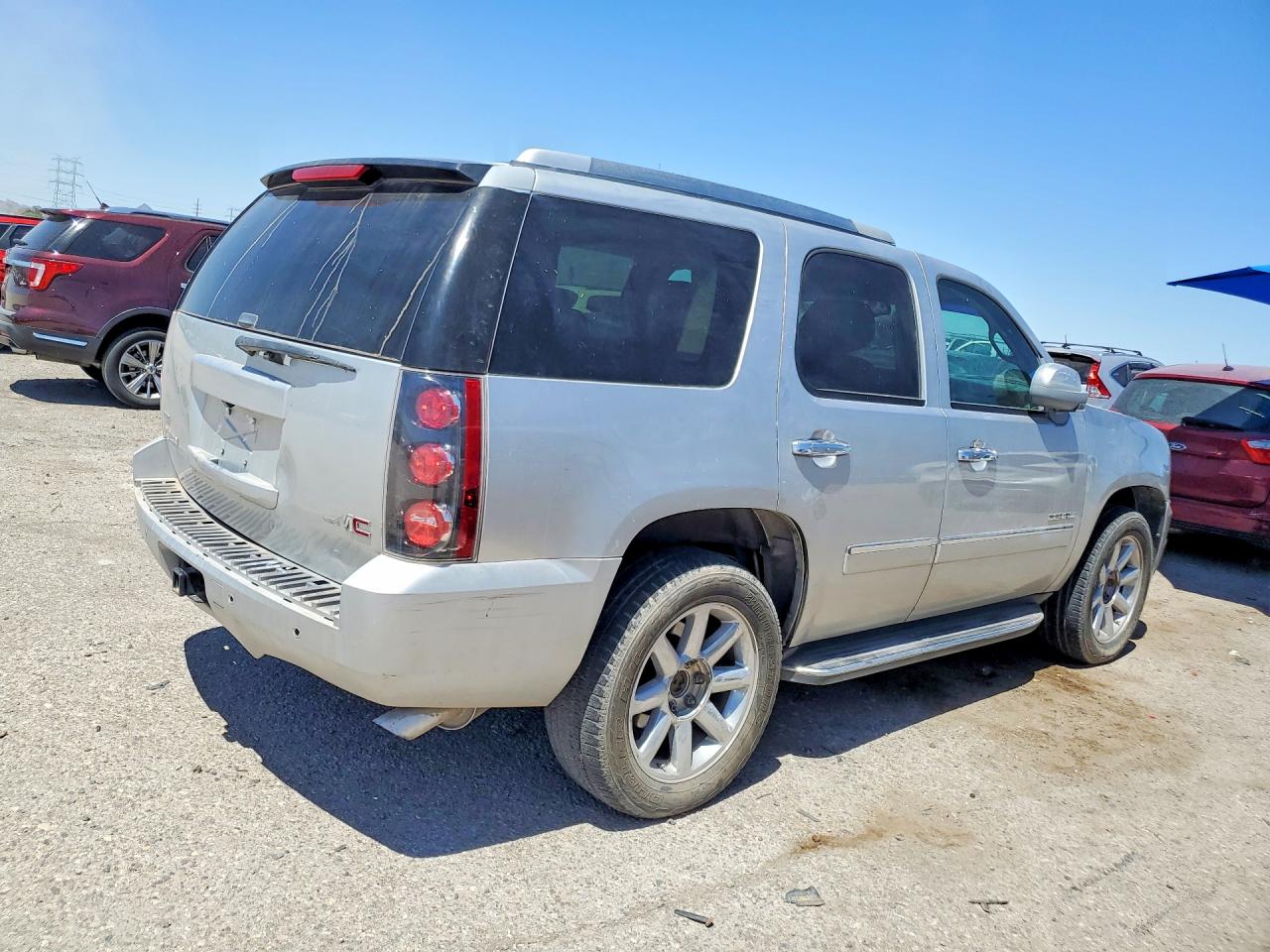 GMC Yukon Denali