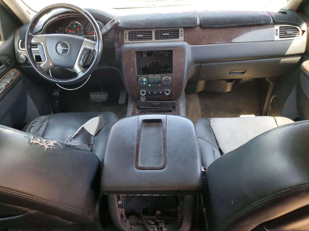 GMC Yukon Denali