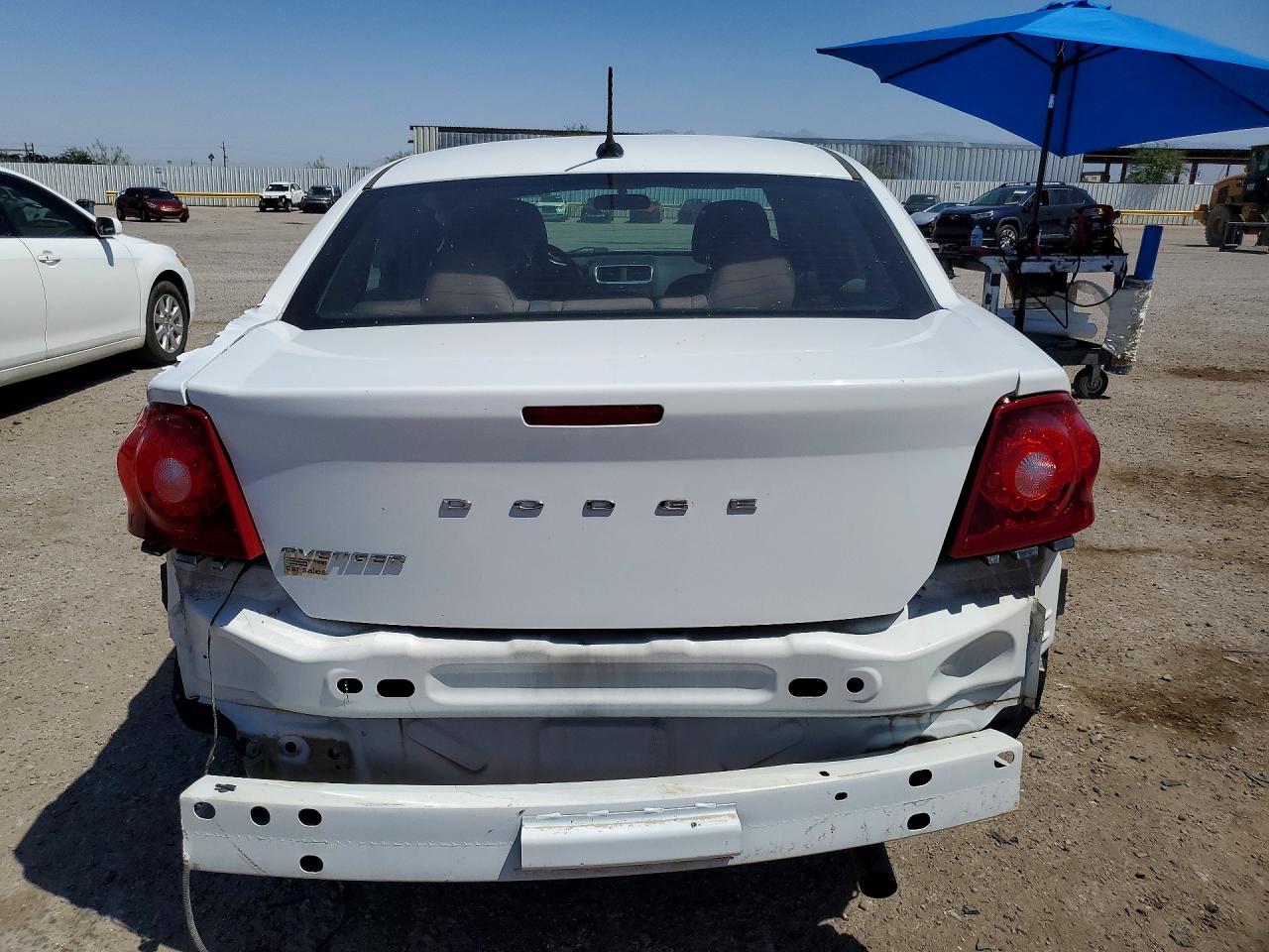 Dodge Avenger Se