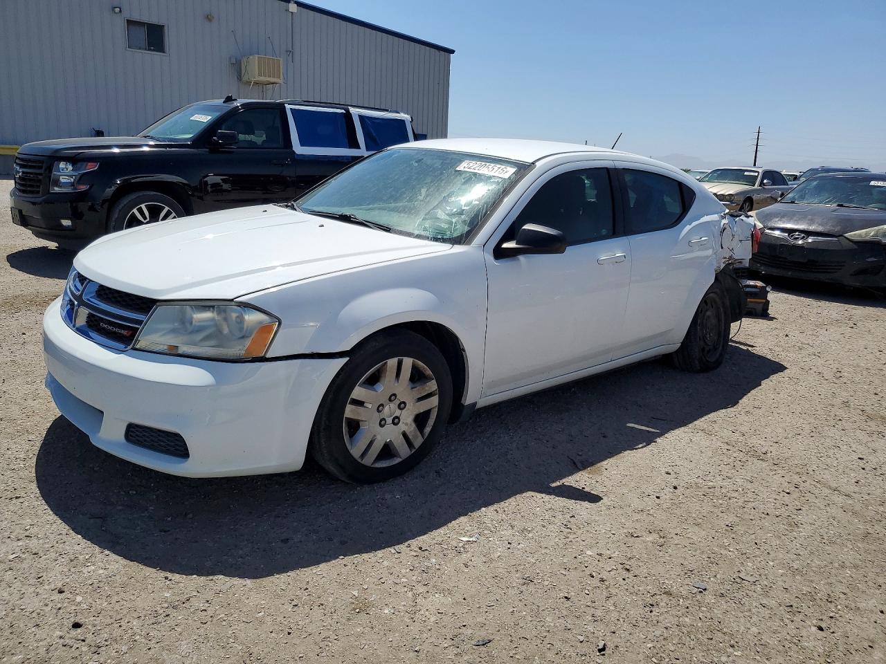 Salvage Dodge Avenger Image