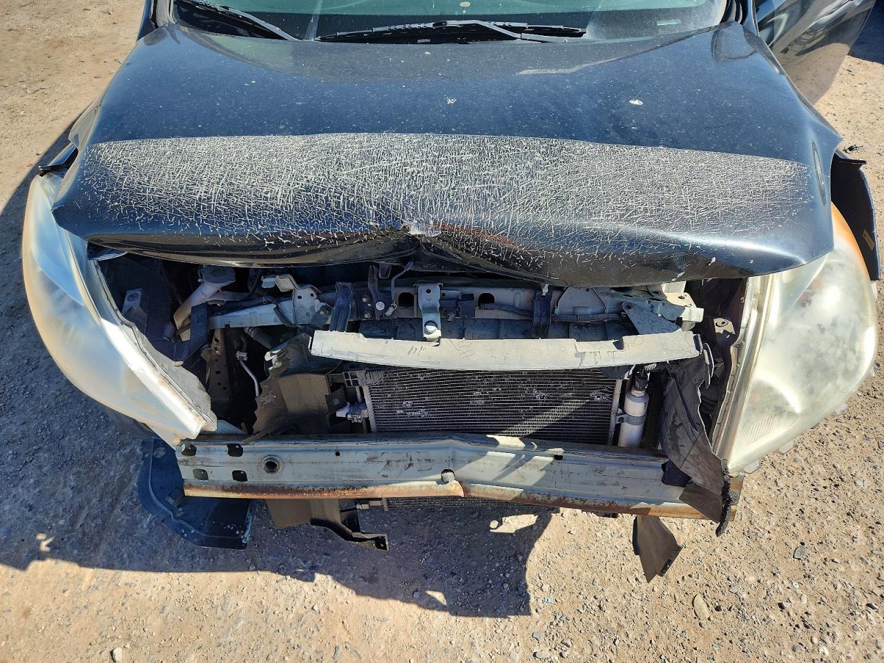 Nissan Versa 1.6 S