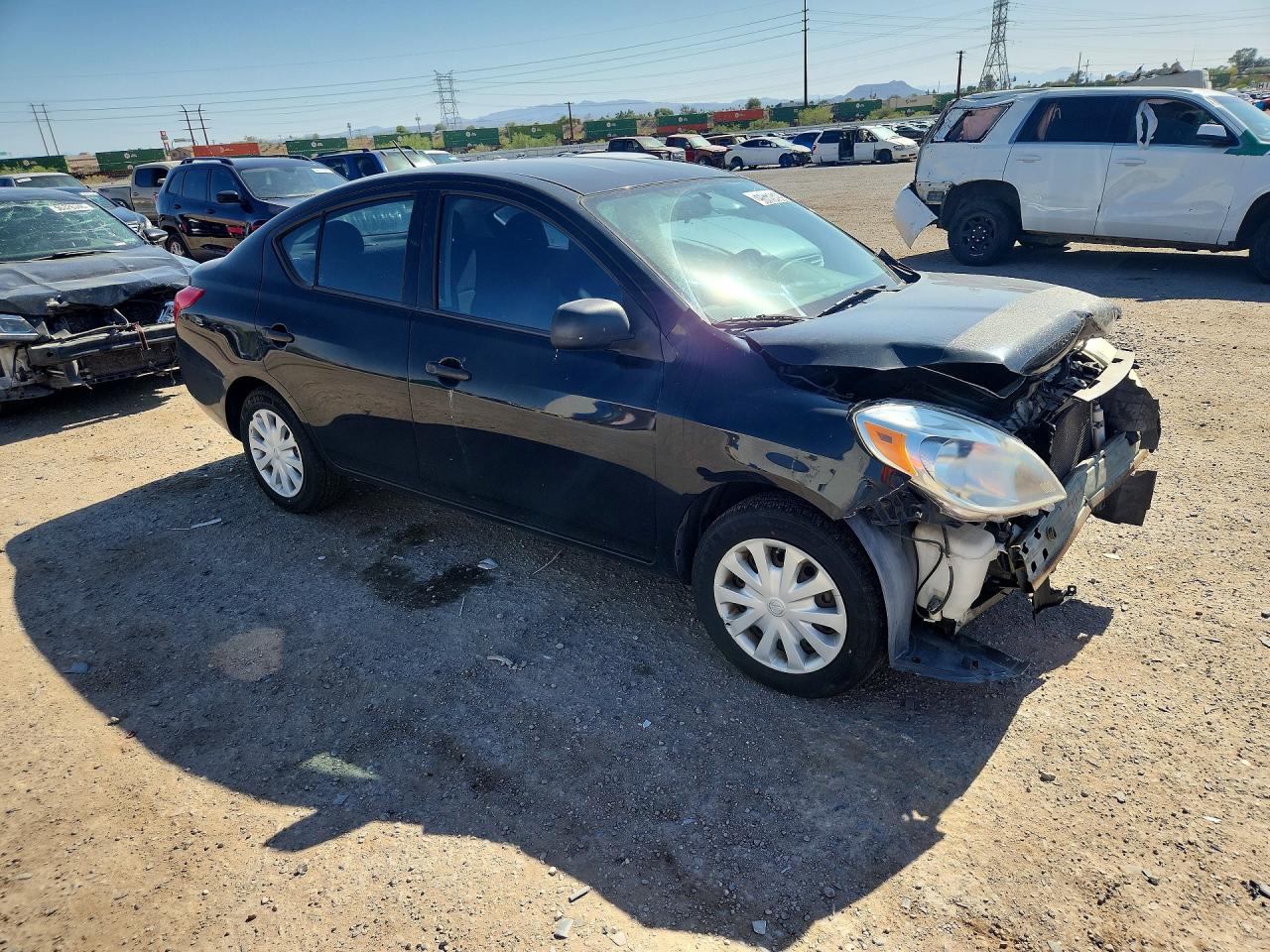 Nissan Versa 1.6 S