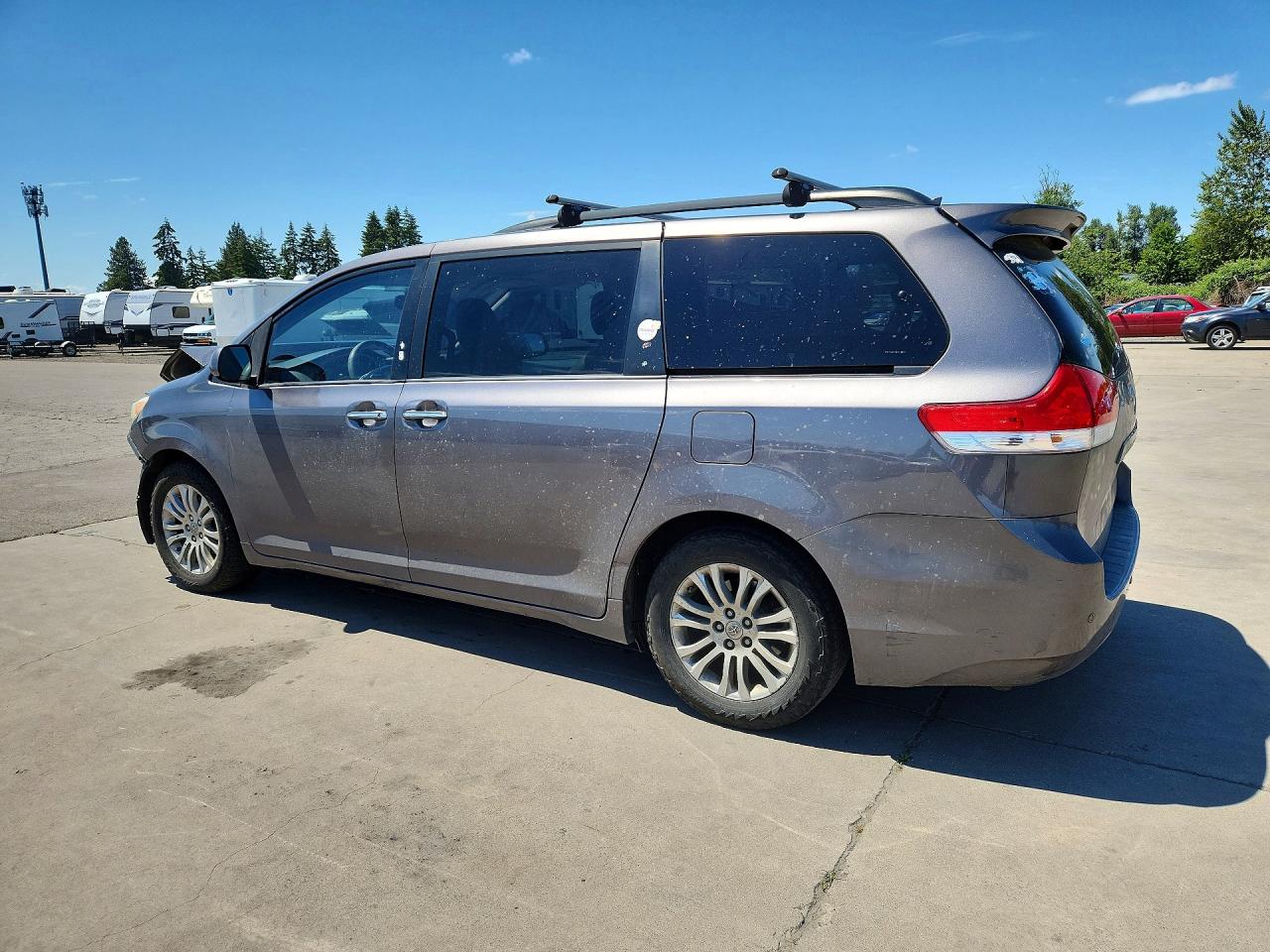 Toyota Sienna Xle 8-passenger