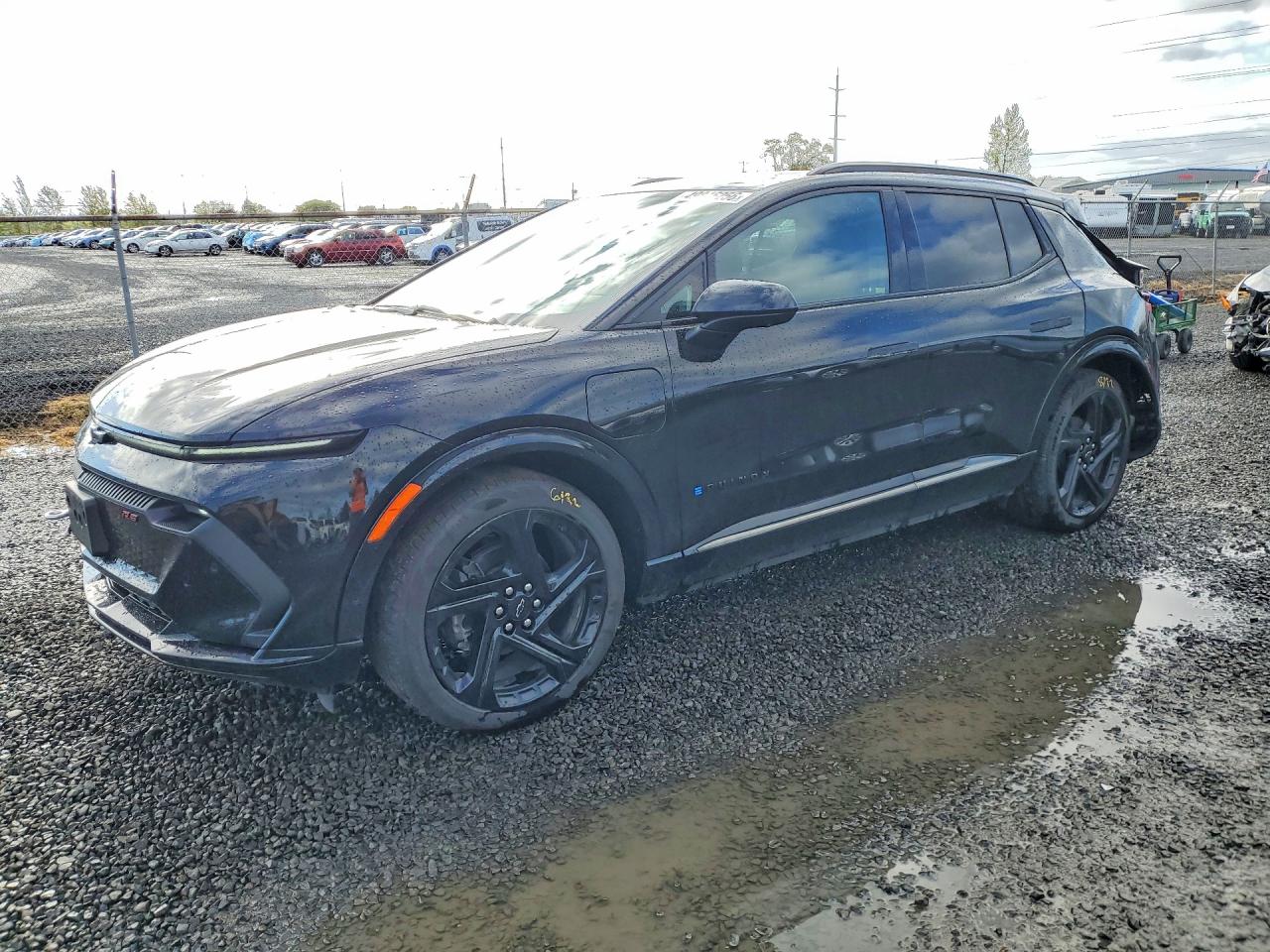 Salvage Chevrolet Equinox Image