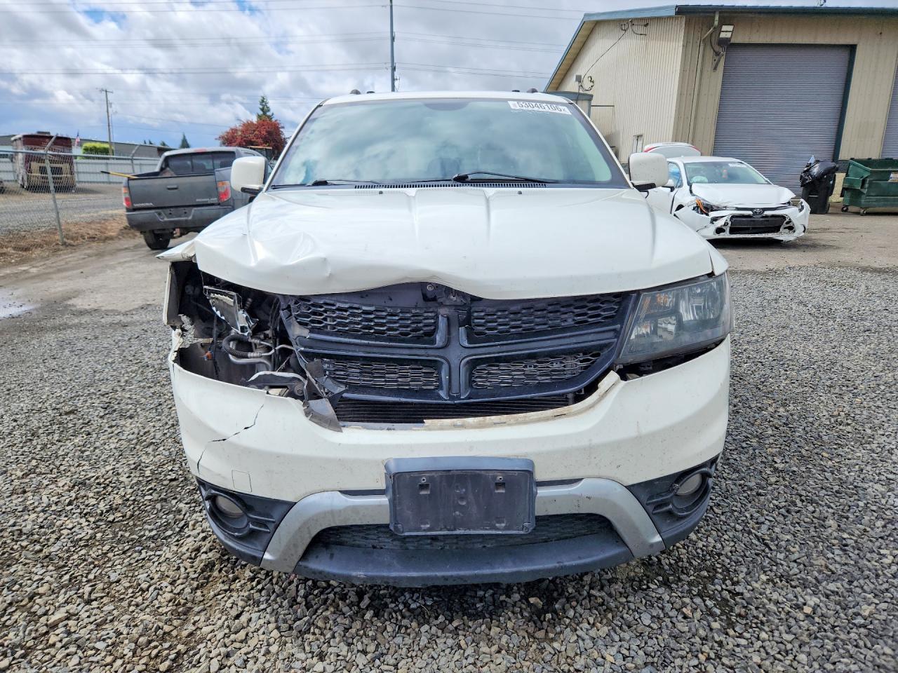 Dodge Journey Crossroad