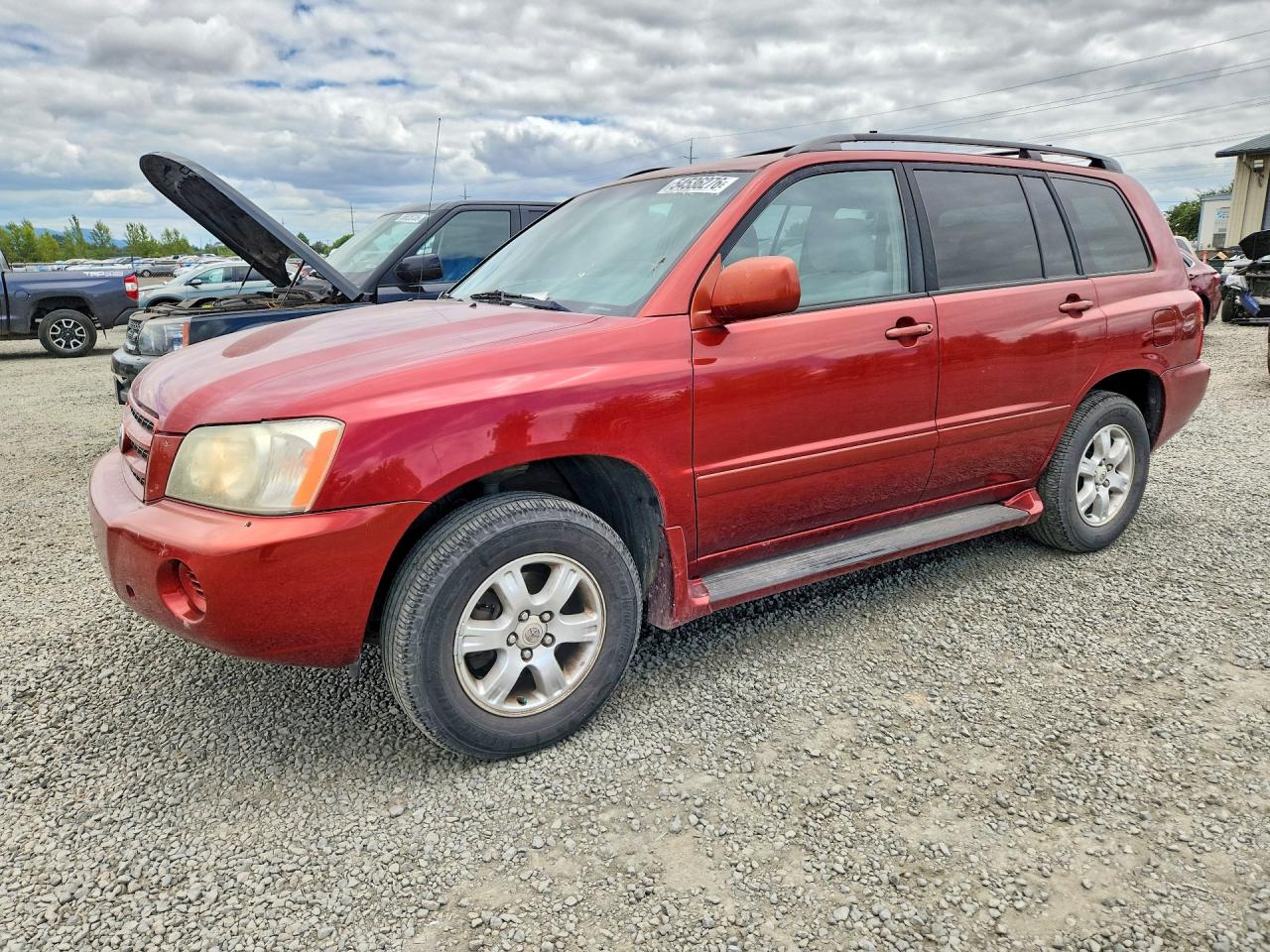 Salvage Toyota Highlander Image