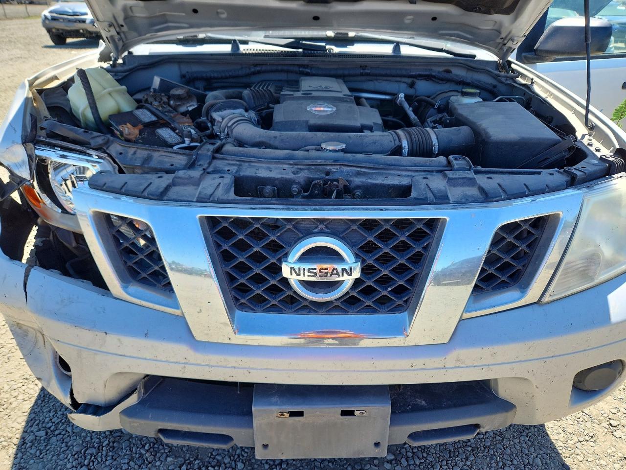 Nissan Frontier Sv V6