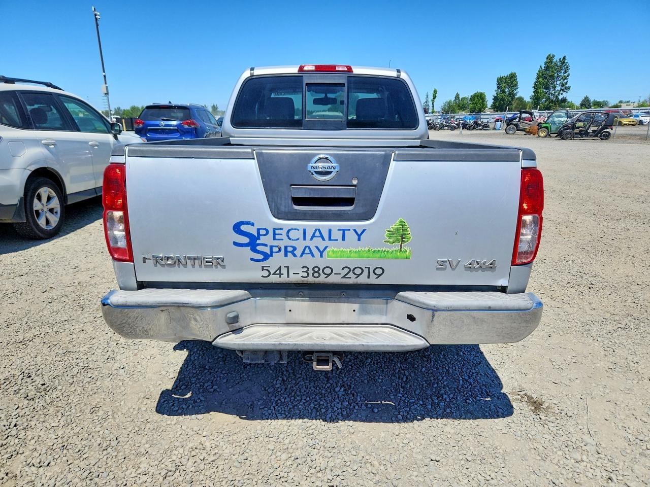 Nissan Frontier Sv V6