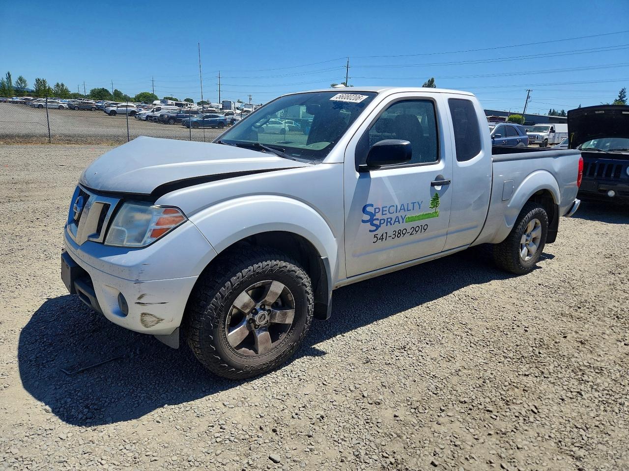Salvage Nissan Frontier Image