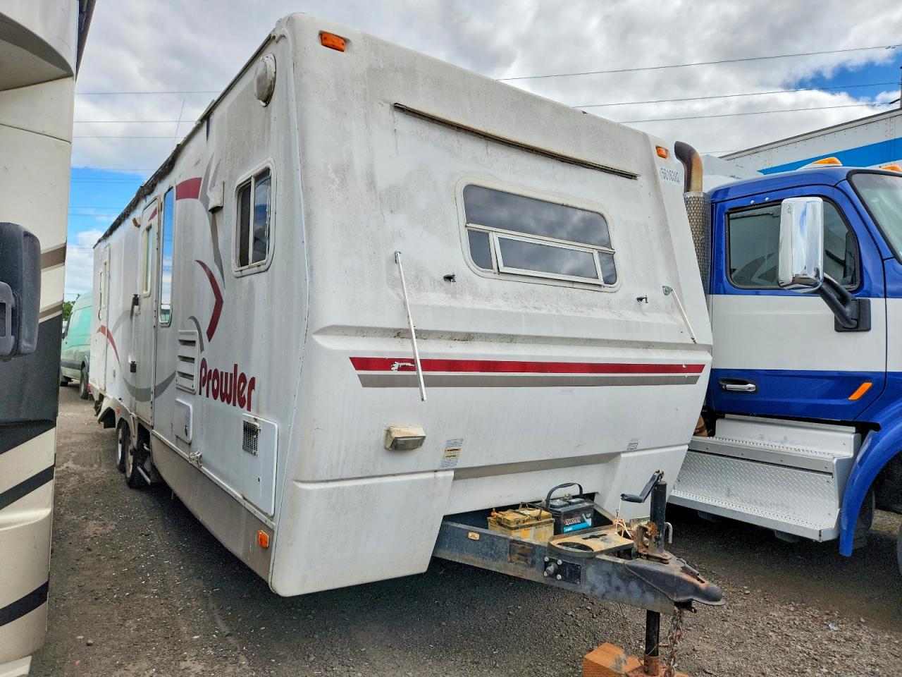 Salvage Fleetwood Prowler Image