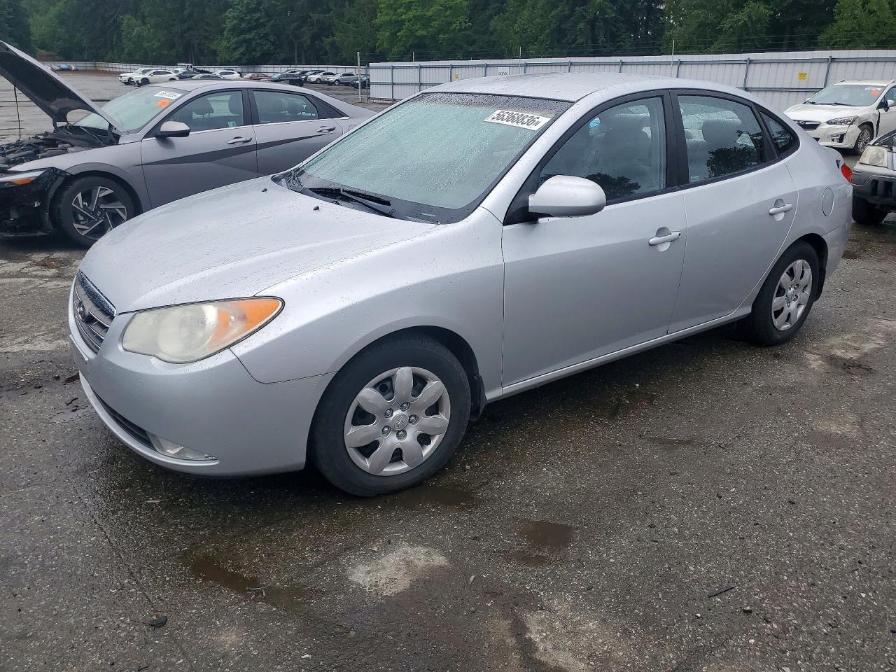 Salvage Hyundai ELANTRA Image