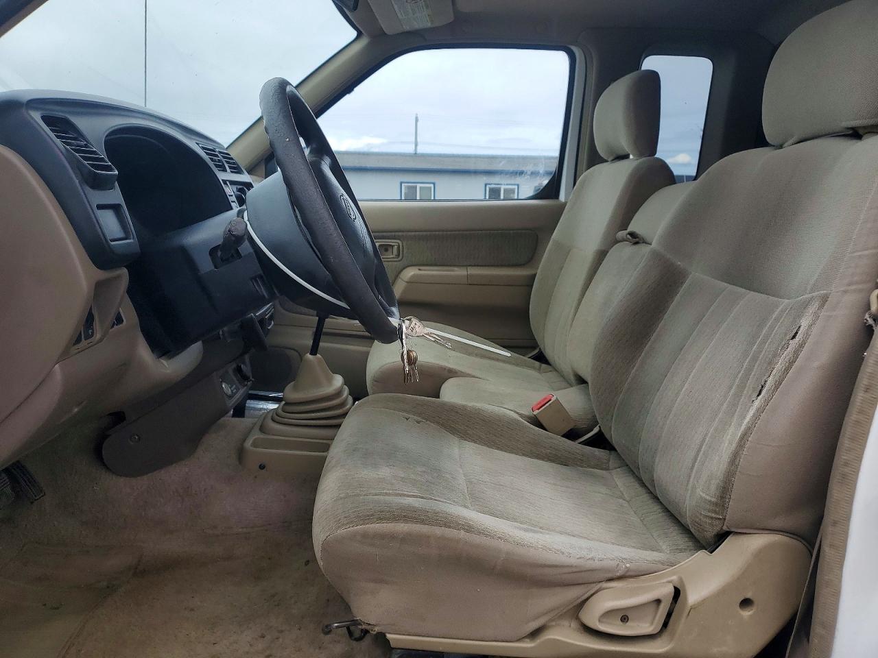 Nissan Frontier King Cab Xe