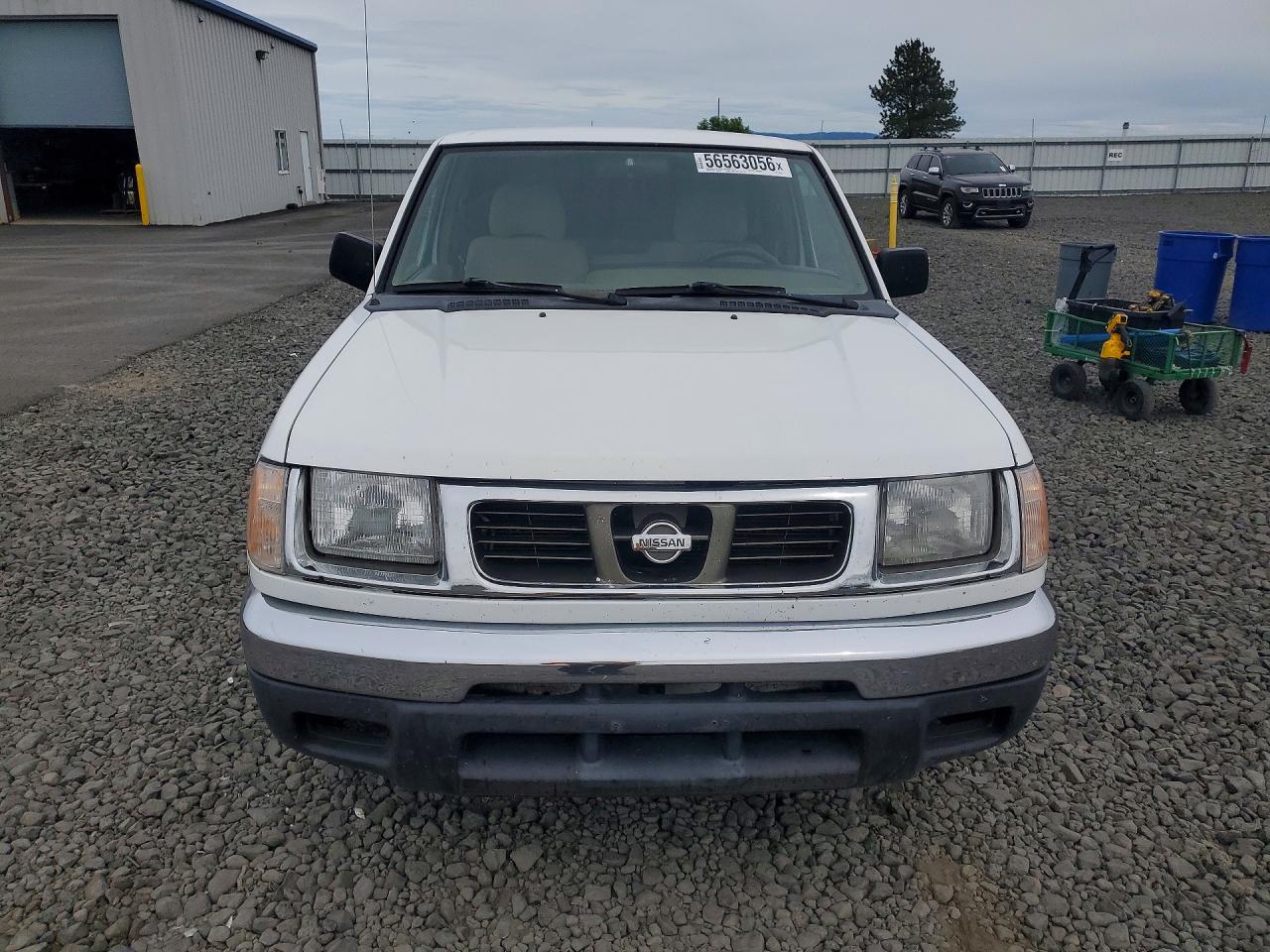Nissan Frontier King Cab Xe