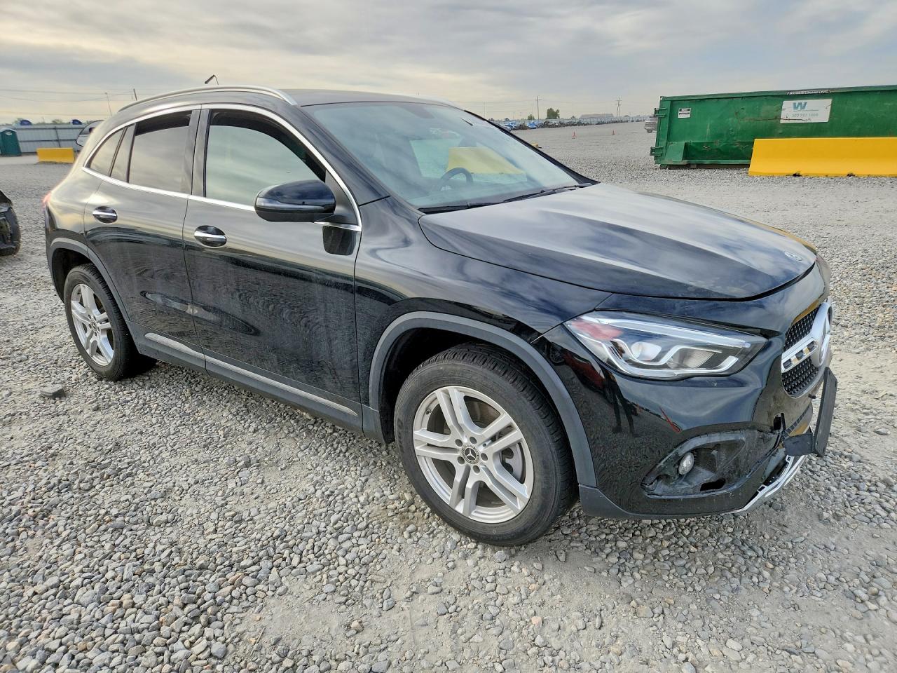 Mercedes-Benz GLA 250 4matic