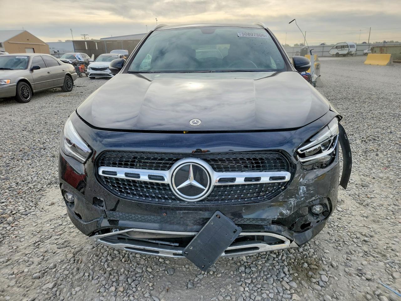 Mercedes-Benz GLA 250 4matic