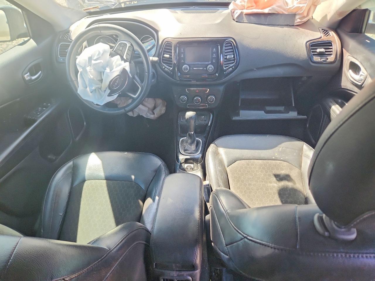Jeep Compass Latitude