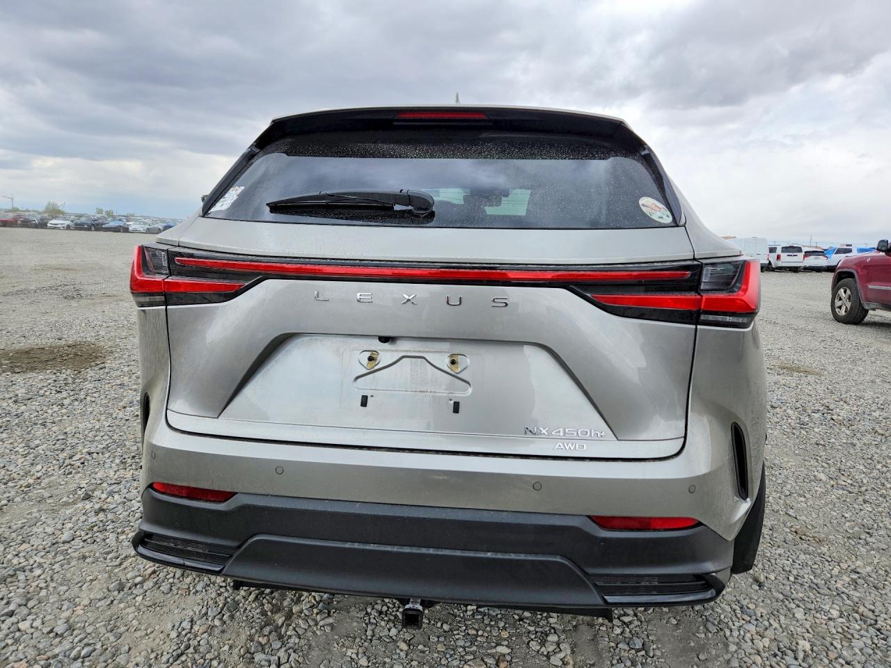 Lexus NX Base