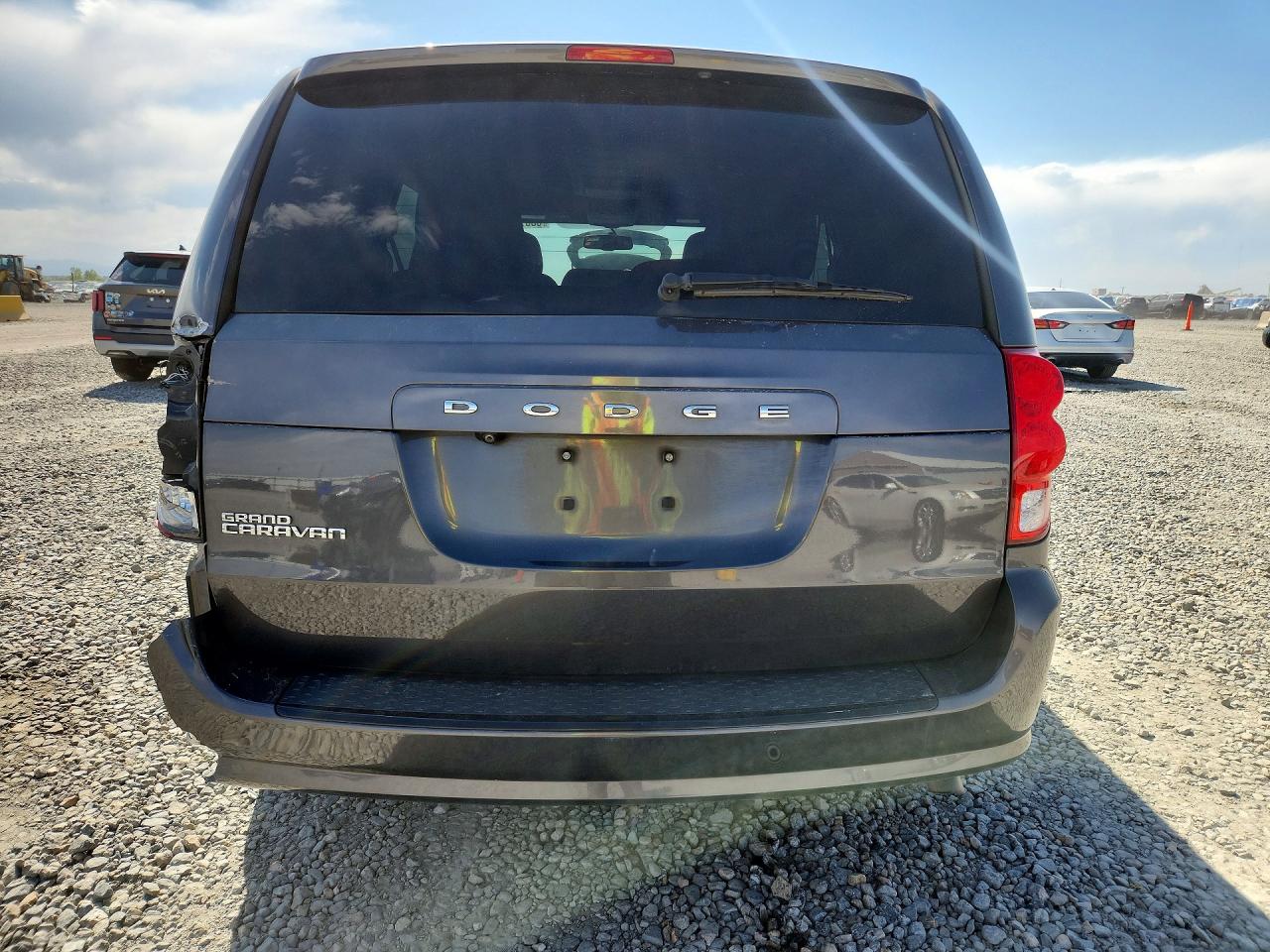 Dodge Caravan Sxt