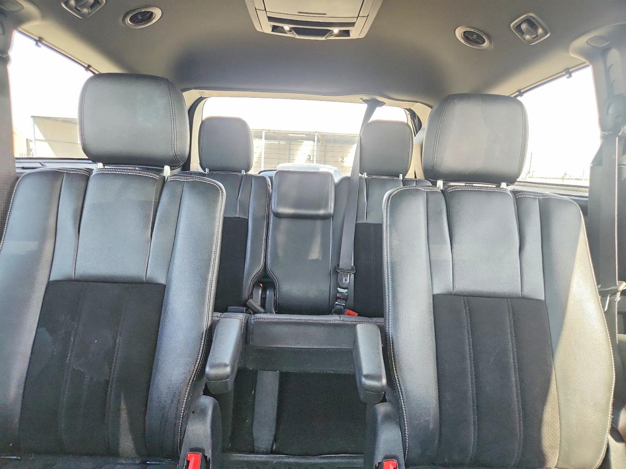 Dodge Caravan Sxt