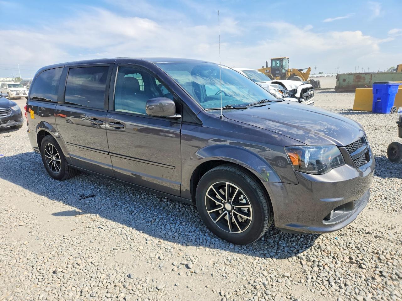 Dodge Caravan Sxt