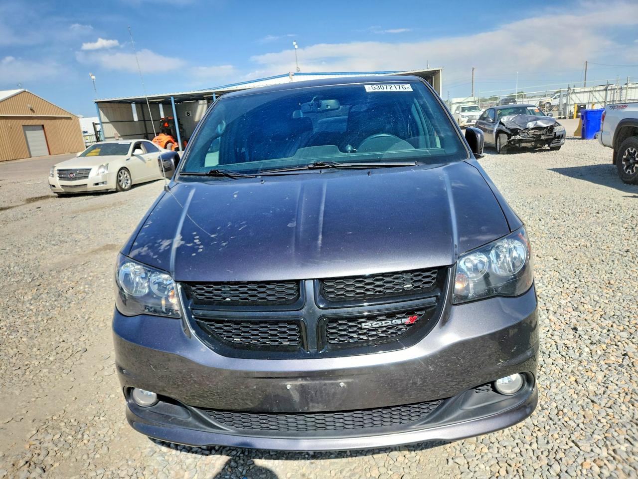 Dodge Caravan Sxt