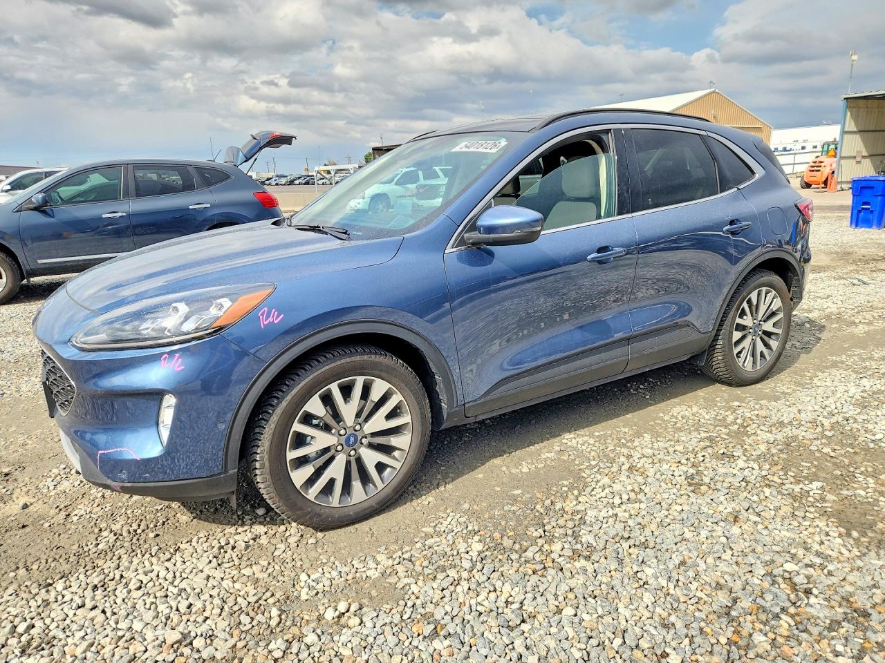 Salvage Ford Escape Image