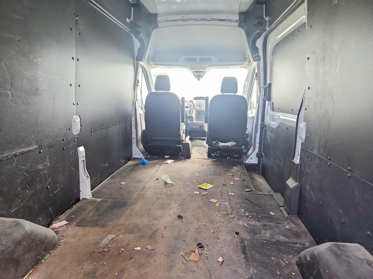 Ford Transit T-350
