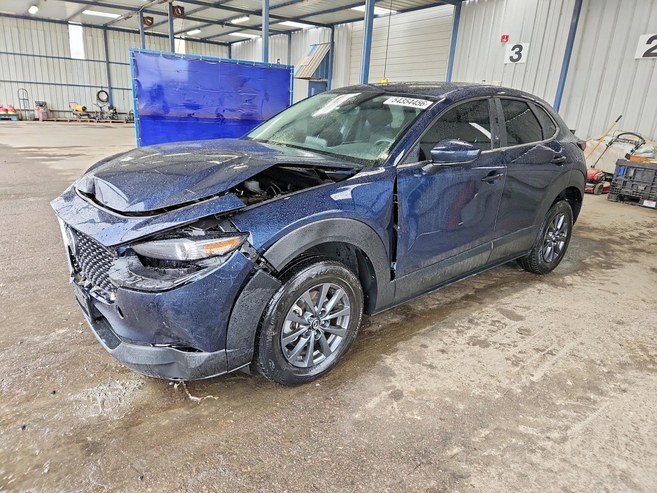 Salvage Mazda Cx Image