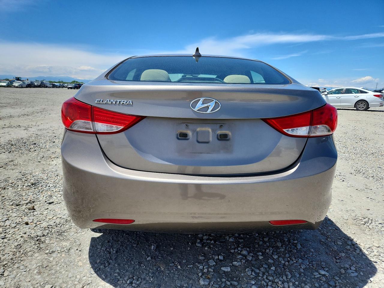 Hyundai ELANTRA Gls