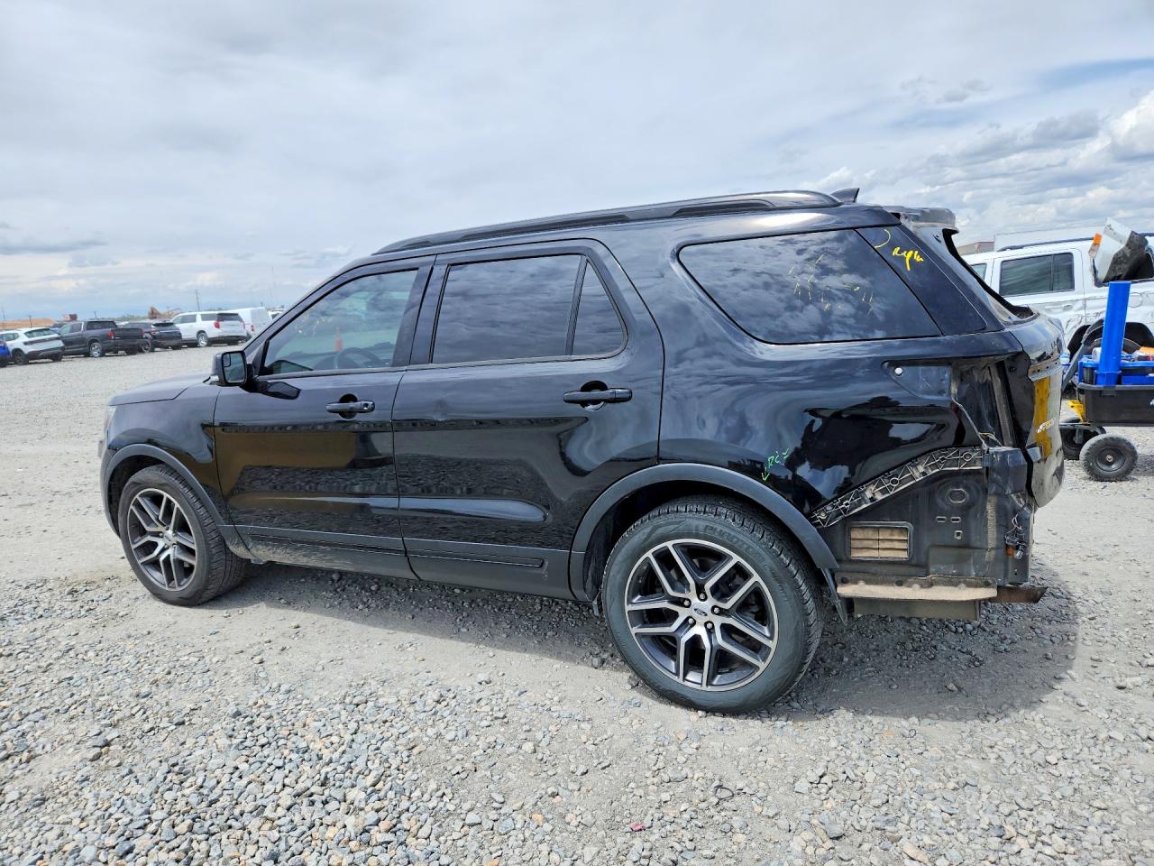 Ford Explorer Sport